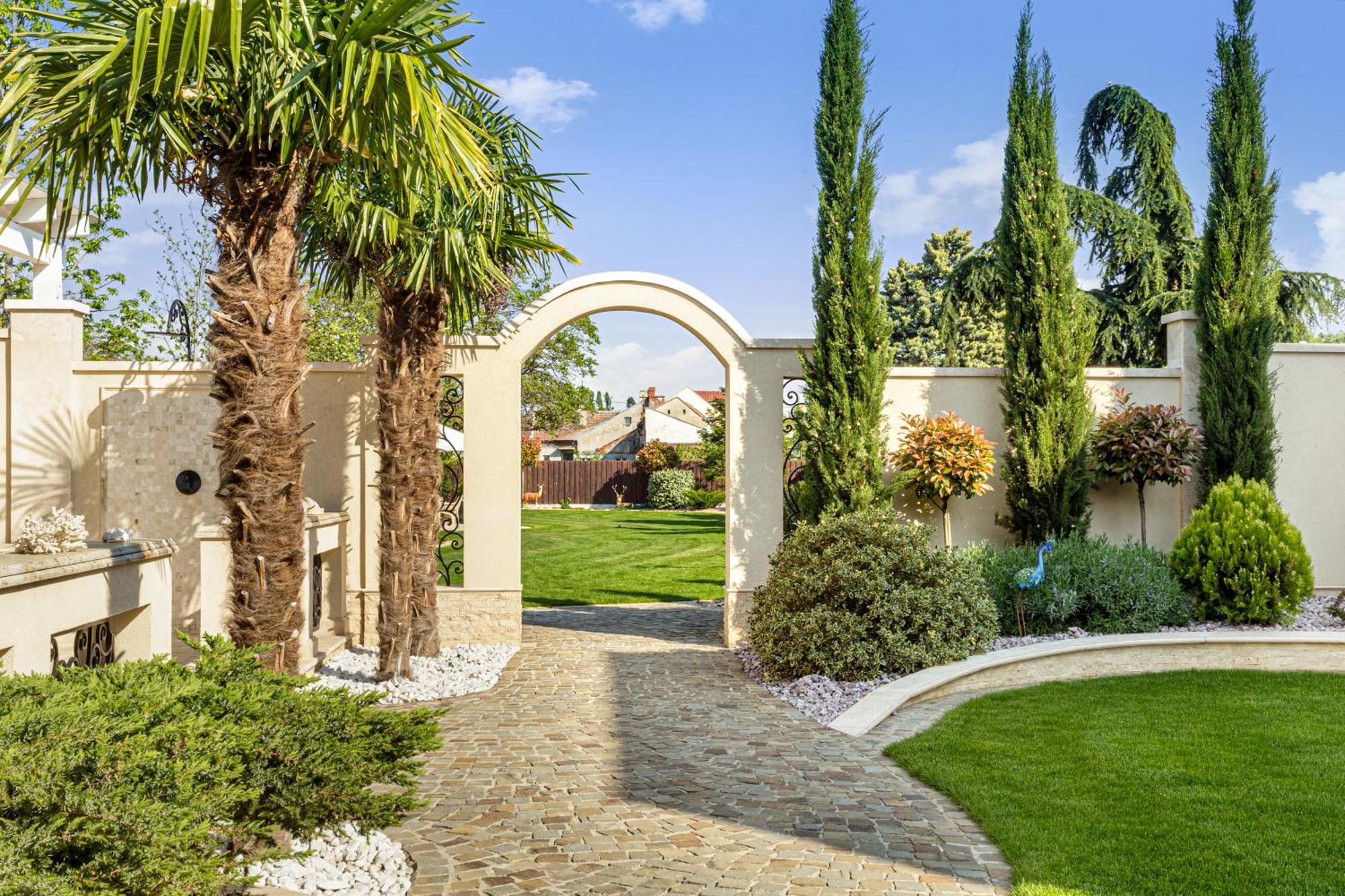 Sika Palladium Garden & Spa Central Apartment アラド エクステリア 写真